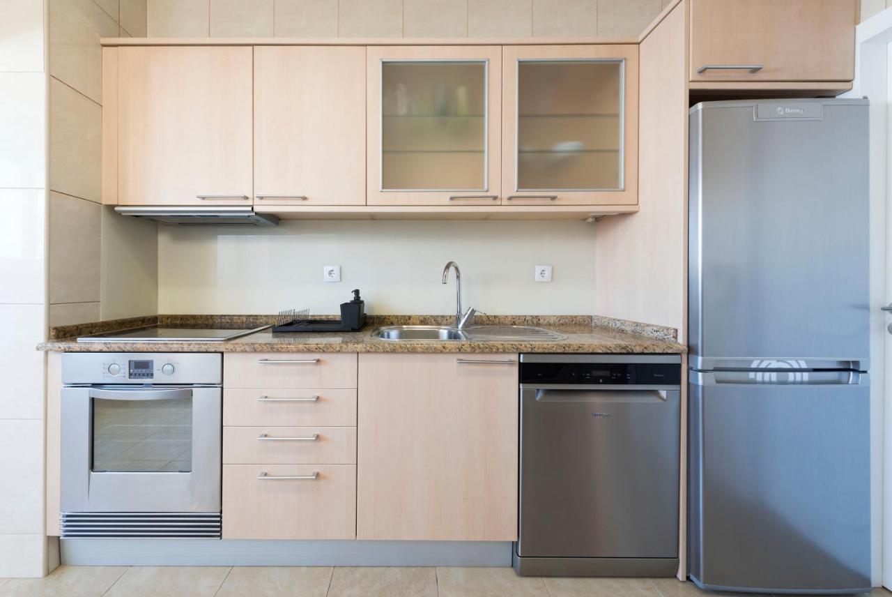 Lovelystay - Downtown Modern 2Br Flat With Free Parking Πόρτο Εξωτερικό φωτογραφία