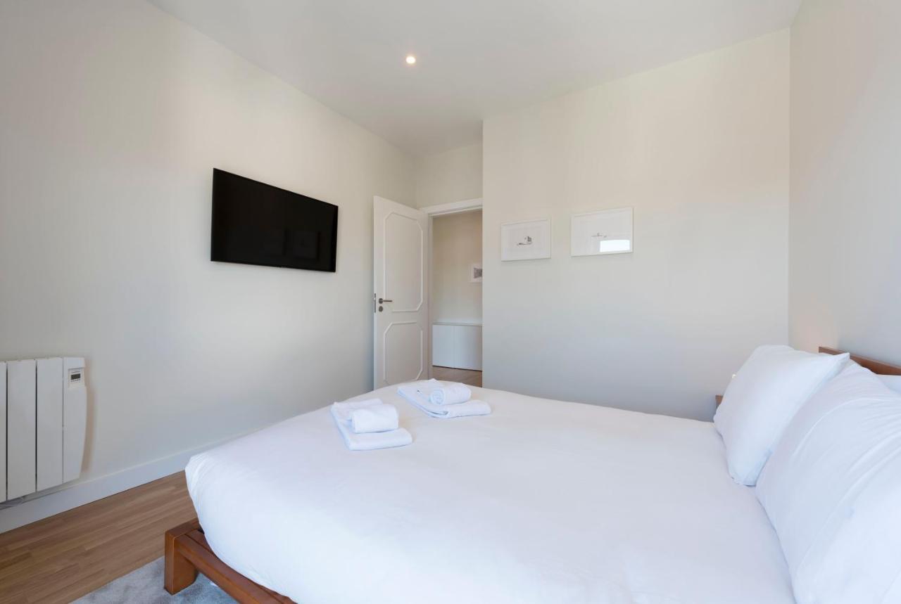 Lovelystay - Downtown Modern 2Br Flat With Free Parking Πόρτο Εξωτερικό φωτογραφία